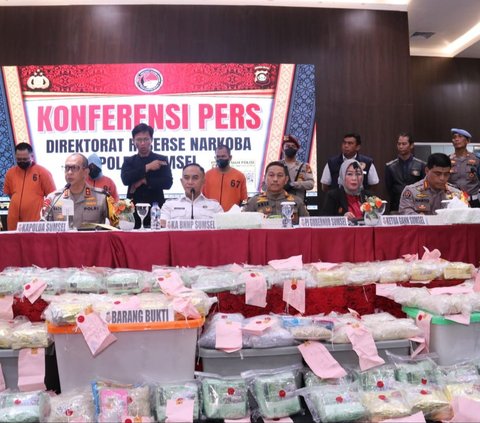 Sepak Terjang Pasutri Muda di Palembang Simpan 111,642 Kg Sabu dan Ratusan Ribu Butir Ekstasi