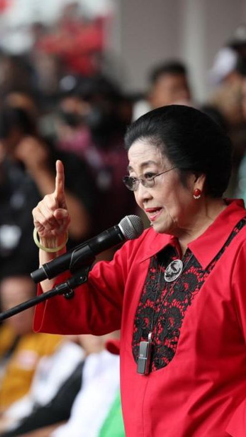 Megawati Singgung Ibu-Ibu Beli Baju Seragam Majelis Taklim: Untuk Apa? Harusnya Diberikan ke Anak-Anak