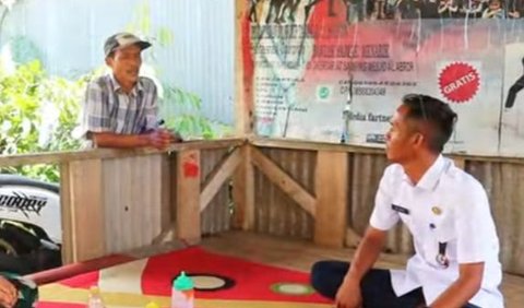 Dalam video, kades tersebut terlihat sangat kaget ketika Kunto bersama rombongan prajuritnya datang ke rumah secara tiba-tiba.