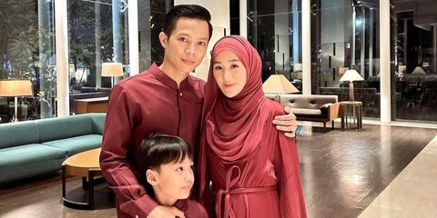 Potret Larissa Chou Kumpul Bersama Keluarga Besar saat Rayakan Imlek, Momen Bareng Suami Curi Perhatian