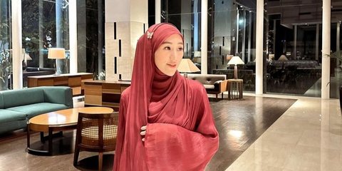 Potret Larissa Chou Kumpul Bersama Keluarga Besar saat Rayakan Imlek, Momen Bareng Suami Curi Perhatian