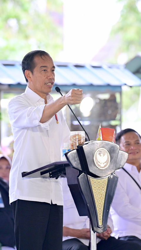 <br>Presiden Jokowi Mencoblos di TPS 10 Gambir