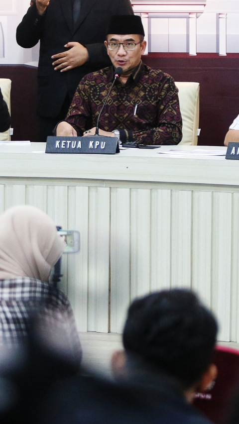 Menurut Hasyim Asy'ari, ada banyak negara yang ingin melihat langsung pelaksanaan Pemilu di Indonesia.