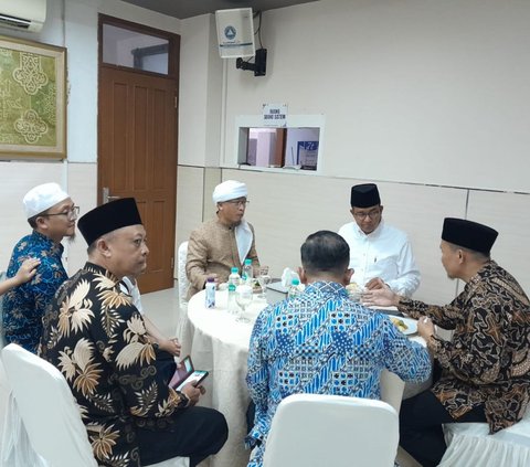 Isi Masa Tenang Pemilu, Anies Baswedan Silaturahmi ke Aa Gym