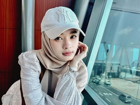 Portrait of Soft Look Inara Rusli with Beige Nuance Outfit