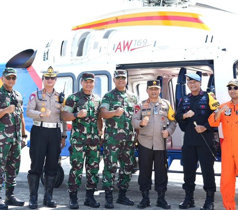 Dua Jenderal Kakak-Adik TNI dan Polri, Gagah Salam Komando Siap Kawal Pemilu 2024