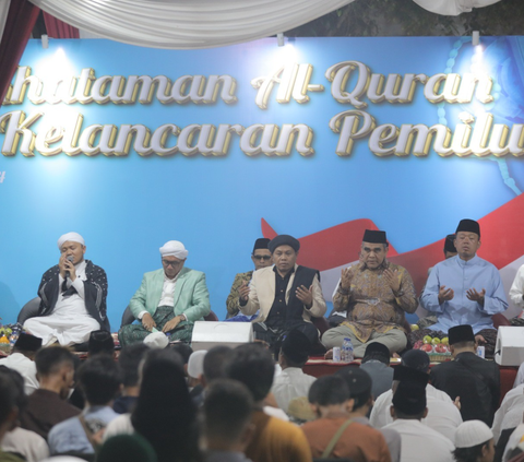 Malam Jelang Pencoblosan, TKN Prabowo-Gibran Gelar Doa dan Khataman Alquran