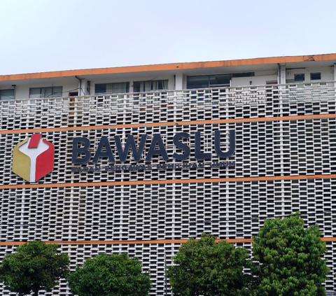 Jokowi Raises Bawaslu Employee Allowance, Ganjar: Hopefully Not a Bribe