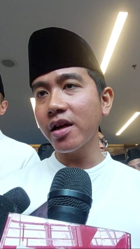 Menang Versi Quick Count, Gibran Unggah Foto Bersama Prabowo Berlatar Garuda Pancasila 'Indonesia Maju'