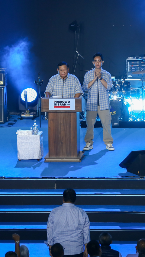 Potret Prabowo Pidato Usai Menang Quick Count, Digoda Balikan dengan Titiek Soeharto, Langsung Joget Gemoy