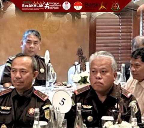 Penerapan Uang Pengganti Sebagai Terobosan Pemulihan Kerugian Perekonomian Negara