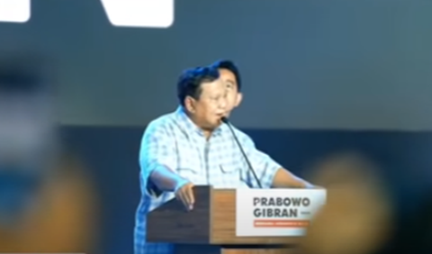 Berlanjut, Prabowo lantas menyebut sosok Presiden ke-2 RI. Tak menyebut secara gamblang mengenai sosok Soeharto, Prabowo mengaku cukup mengenalnya.