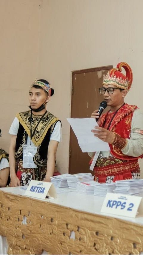Melihat Kreatifnya Perayaan Pemilu di Bandung, Hadirkan Wayang, Superhero, Sampah dan Cokelat