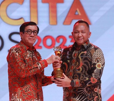 Berhasil Ungkap Kasus-Kasus Big Fish, Jaksa Agung Raih Penghargaan Nawacita Award 2023