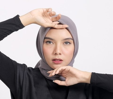 The Story of Siti Hajar Riska Ariyanti, a Hijabi who Loves to Dance and Becomes the Champion of Dream Inspiring Women
