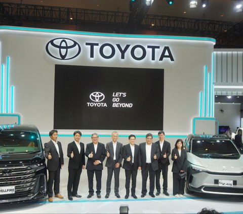 Toyota Showcases a Lineup of Electric Cars, One of Which is Newly Launched at IIMS 2024