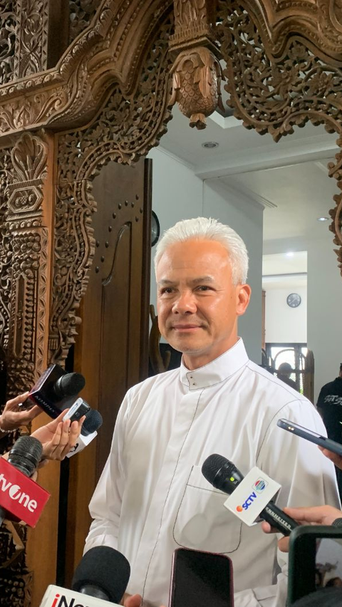 Ganjar Pranowo Surprised by the Difference in the Vote Count of PDIP and Voters of Pair 03: 