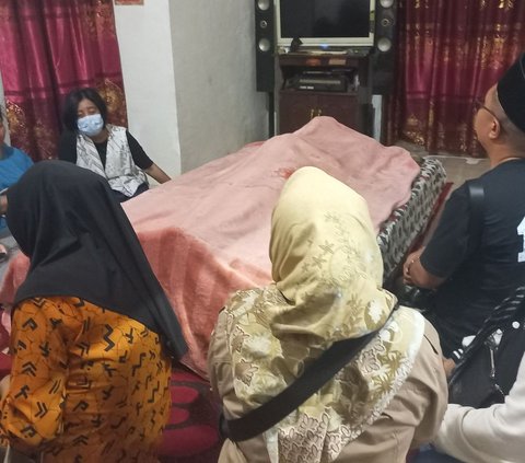 Dua Petugas KPPS di Makassar Meninggal Diduga Kelelahan dan Sesak Napas, Lima Orang Dirawat