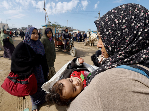 FOTO: Potret Anak-Anak Palestina Menderita Kekurangan Gizi di Pengungsian Rafah, Gaza Selatan