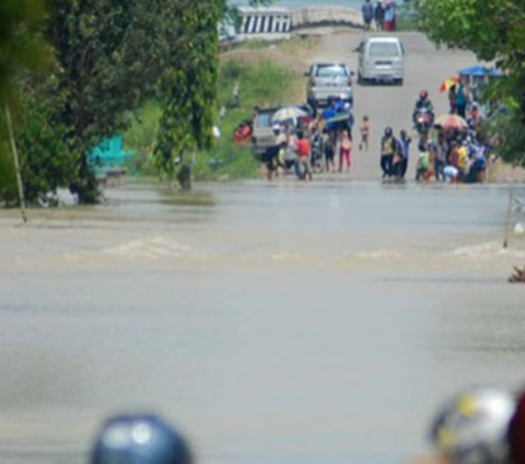Korban Banjir Bandang Grobogan dan Demak Dapat Bantuan dari BUMN Semen, Ini Detail Isinya