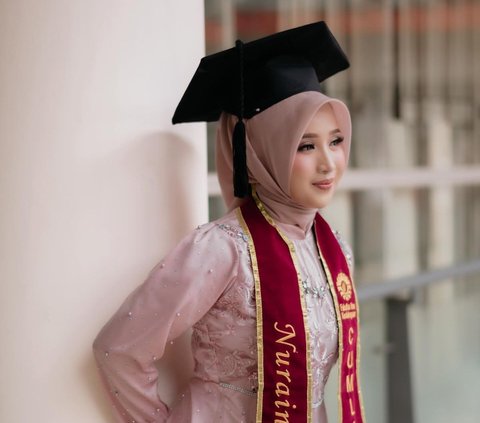 Latest News of the Beautiful Girl Who Became a Brick Carrier for a Day, Lifted 850 Bags of Cement, Already Graduated from College Making Netizens Fall in Love Even More