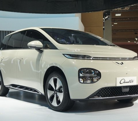 Bring the New Cloud EV Car to IIMS 2024, Wuling Offers Promotions with Lifetime Warranty Prizes