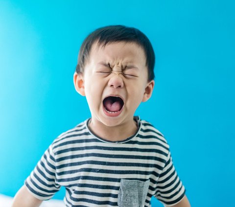 Turns Out This is the Reason Toddlers Like to Hit Themselves During Tantrums