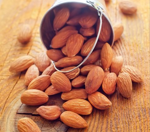 Soaking Almonds Makes Them More Nutritious? Find Out the Facts