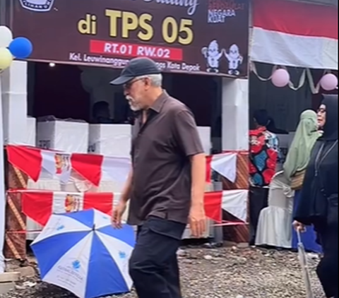 Momen Iwan Fals Sekeluarga Nyoblos di TPS, Penampilan dan Siapa yang Dicoblos Ramai Jadi Sorotan