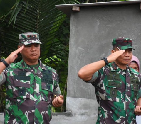 Brigjen TNI Zainul Bahar berduka usai prajuritnya gugur saat bertugas pengamanan TPS beberapa waktu lalu.