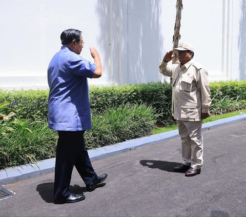 Momen SBY Puji Jejak Gemilang Mayor TNI Teddy, Prabowo Guyon 