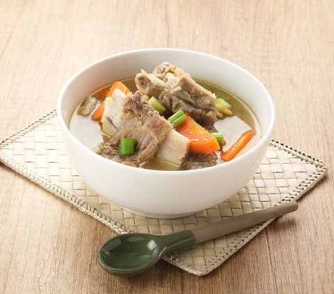 Recipe for Homemade Beef Ribs Soup that Stimulates the Appetite