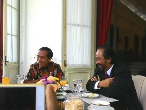 Jokowi's Code on Meeting with Surya Paloh: This is Just the Beginning