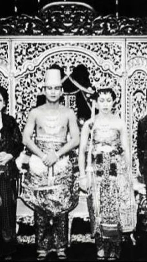 10 Adu Mewah Pernikahan Prabowo-Titiek VS Raffi-Nagita, Sama-Sama Pakai Adat Jawa Dodotan!