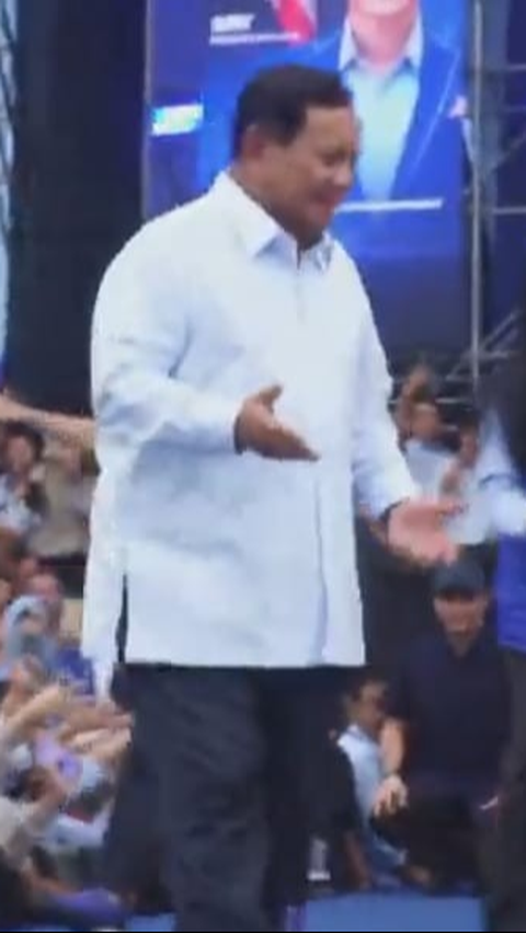 Prabowo Joget Gemoy Bareng 2 Mantu Cantik Presiden di Kampanye Demokrat