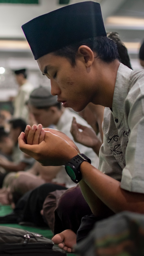 Ilustrasi doa, ibadah, muslim, Islam. (Photo by Masjid Pogung Dalangan on Unsplash)