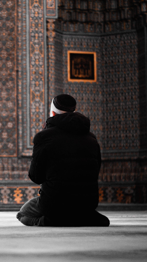 Ilustrasi doa, ibadah, muslim, Islam. (Photo by Imad Alassiry on Unsplash)