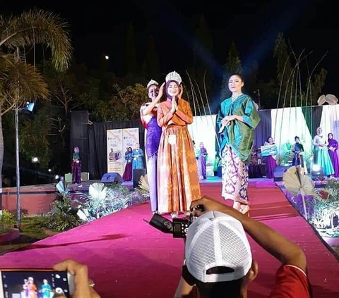 Polwan Berwajah Cantik ini Curi Perhatian