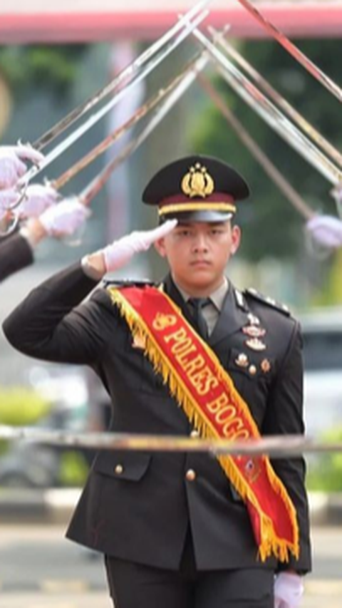 Momen Iptu Hafiz Akbar Manja ke Ayah