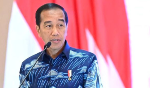 Jokowi juga mengajak para ulama, tokoh, agama, cendekiawan, dan keluarga besar GP Ansor ikut menyukseskan Pemilu 2024 yang berlangsung pada 14 Februari mendatang. <br>