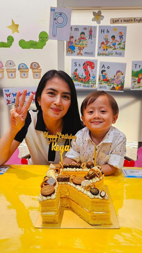 Cute! Foto-foto Ultah Rega Anak Bungsu Kadek Devi, Kini Menginjak 3 Tahun
