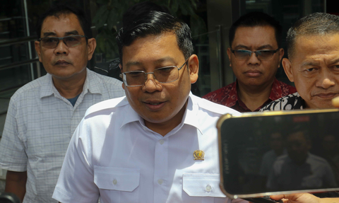 FOTO: Senyuman Kepala Bapanas Arief Prasetyo Adi Saat Penuhi Panggilan KPK Sebagai Saksi Kasus Dugaan Korupsi SYL