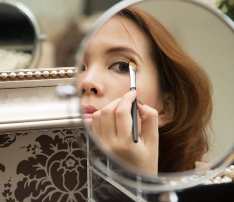 Bikin Gaya Makeup Timeless dengan 7 Tips dari MUA