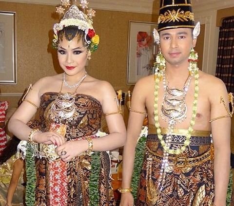 10 Luxurious Wedding Comparisons between Prabowo-Titiek and Raffi-Nagita, Both Wearing Javanese Traditional Attire!