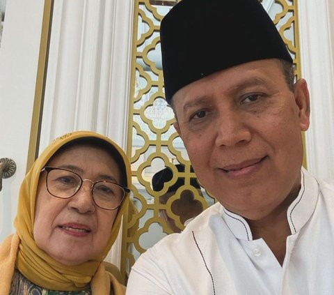 Ibu Jenderal Bintang 3 Ulang Tahun ke-80, Parasnya Tetap Cantik Bikin Salfok