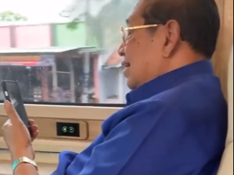Caleg Gimbal Bikin Kejutan di Wonogiri Sampai di-Video Call Khusus Presiden ke-6 SBY