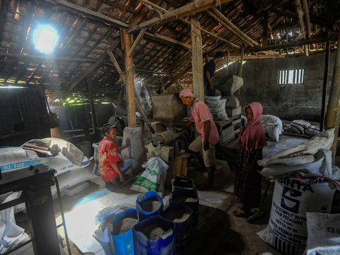 FOTO: Harga Beras Melesat Dalam Waktu Sepekan Membuat Penggilingan Padi di Bogor Naikkan Tarif Rp 2000