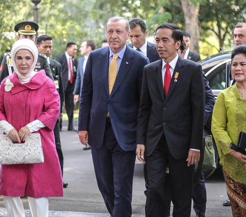 Jokowi Akhirnya Ungkap Tiga Tantangan Besar Ekonomi Indonesia 2024, Ini Detailnya