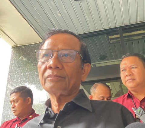 Respons Mahfud soal Pertemuan Surya Paloh dengan Presiden Jokowi