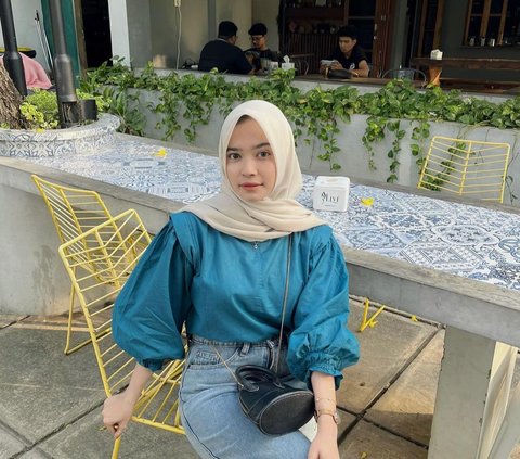 Inspiration for Combining Blue Colors for Hijabers, Let's Copy